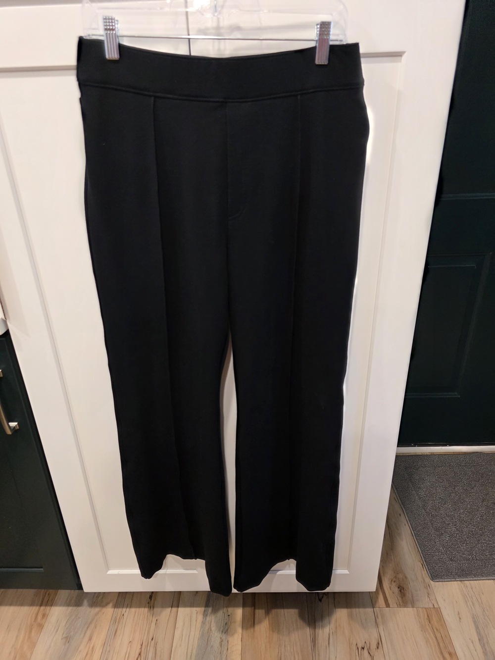 SPANX Black Flare Size Large Pull-On Pants